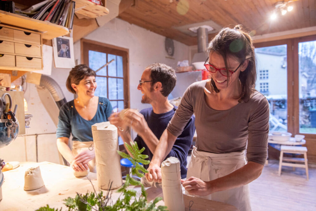 Stage de tournage de poterie - 5 jours avec Laurence Thomas - Ariège